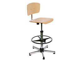 CHAIR WITH FOOTREST  HEIGHT FROM 470MM TO 670MM 